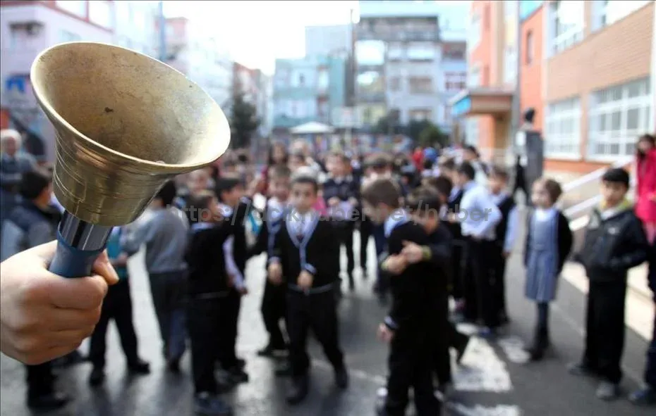 Pazartesi okullar tatil mi, var mı? Okullar ne zaman açılacak? 2026 ara tatil takvimi