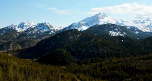 Bahar yerini kışa bıraktı! Nisan ayında 4 metre karla mücadele… Birçok il beyaza büründü