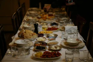 Bugün ne pişirsem diyenlere: Günlük ev yemeği menüsü (01 Nisan 2026)