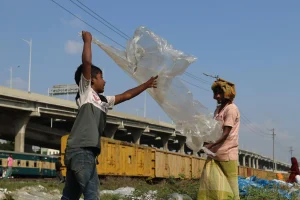 İran-ABD-İsrail savaşı son dakika: Hark Adası’nda peş peşe patlamalar: Trump’tan İran’ı yok etme tehdidi