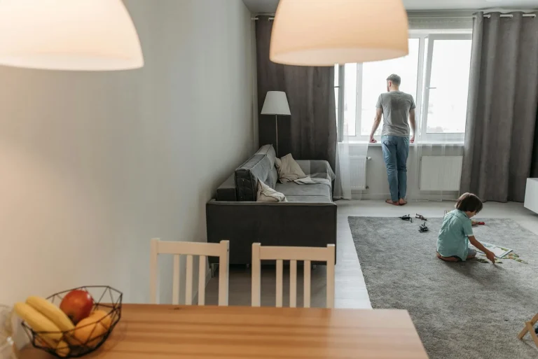 İran-ABD-İsrail savaşı son dakika: Kuveyt’ten evinizden çıkmayın uyarısı! Hark Adası’nda peş peşe patlamalar… Trump: İran’a saldırı 2 hafta ertelendi