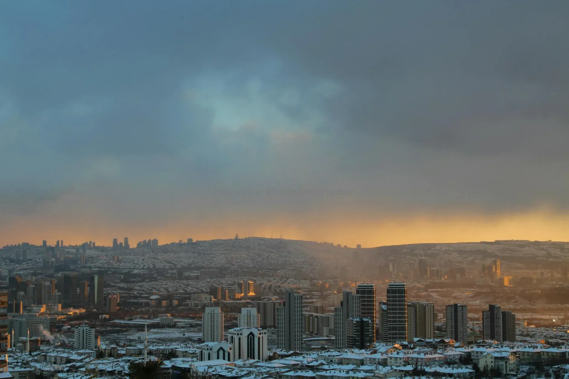 YARIN (22 NİSAN) OKULLAR TATİL Mİ? 22 Nisan okullar yarım gün mü, ders var mı, üniversiteler ve okul tatil mi? 22 Nisan Çarşamba resmi tatil mi? İşte resmi açıklamalar!