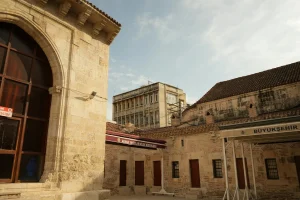 Eski Hatay Büyükşehir Belediye Başkanı Savaş, “mutlak butlan” davasında çıkan kararı değerlendirdi: