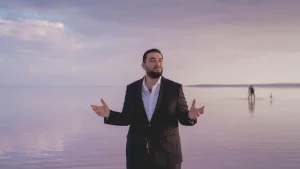 HIDIRELLEZ’DE TUZ RİTÜELİ YAPIMI | Hıdırellez’de tuz yemek ne anlama gelir, saat kaçta yapılır? Evlilik için Hıdırellez gecesi tuz yiyip yatmak günah mı?