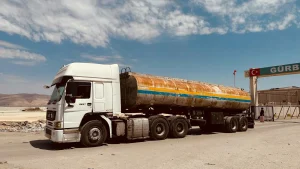 İran kritik gelişmeyi duyurdu! Tahran’dan flaş Hürmüz hamlesi: Süper tankerlere izin çıktı