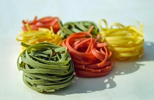 Kedidili pasta nasıl yapılır? Kedidili pasta videolu tarifi ve püf noktaları