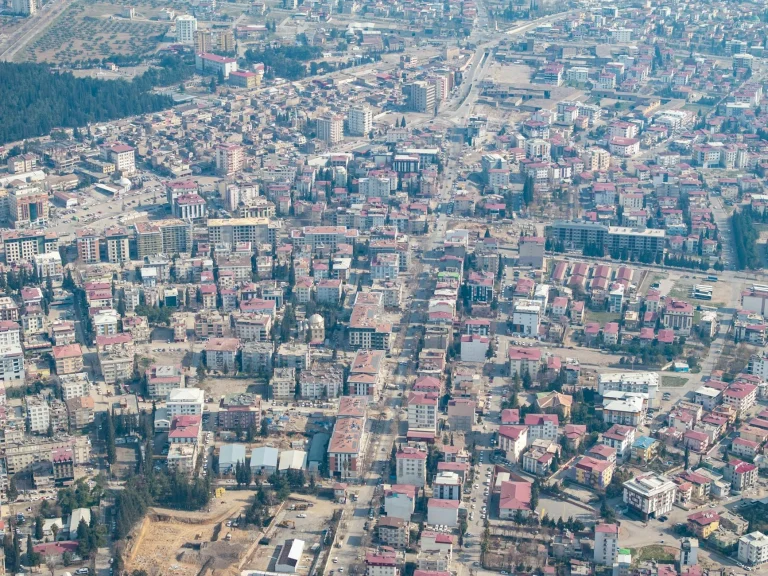 Son dakika: Malatya’da 5.6 büyüklüğünde deprem | Kahramanmaraş ve Diyarbakır gibi çevre illerde de hissedildi