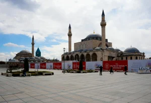 Türkiye’den savunmada peş peşe hamleler: MIZRAK, K2 ve Sivrisinek dış basını hayran bıraktı