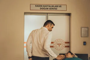 Yer: İstanbul | Erkek arkadaşının ziline bastı, sonrası korkunç: Doktor Alime entübe edildi