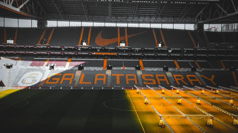 Dursun Özbek: ‘Galatasaray vizyonuyla Türk sporuna yön vermiştir!’