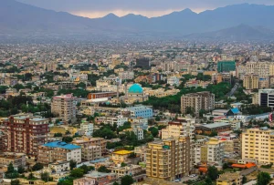 Hürmüz Boğazı’nda dev operasyon! Körfez’den İran’a sert uyarı: ‘Kabul etmeyiz’