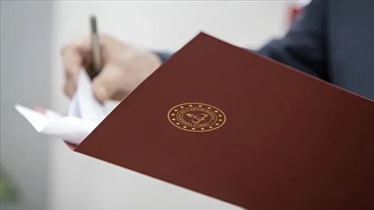 Müdür ve müdür yardımcılarını ilgilendiriyor. MEB’den okul yöneticileri için yeni kriterler