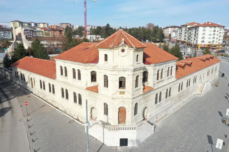 Osmanlı’nın bilim mirası Rami Kütüphanesi’nde gün yüzüne çıktı