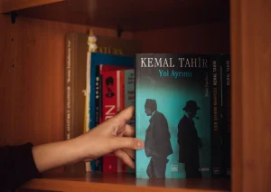 Kayyım nedir, ne demek? Kayyım (kayyum) atanması ne demek, hangi durumlarda kayyum atanır? Ahbap Derneği’ne kayyım mı atandı? İşte hukukta kayyım atanmasının anlamı!