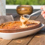 Musakka nasıl yapılır? Yanına ne gider?
