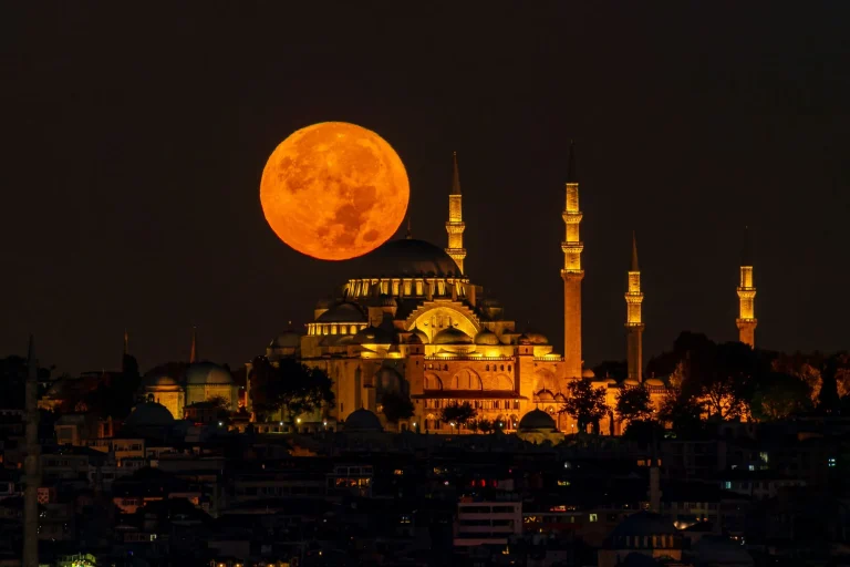 TEMMUZ DOLUNAYI TARİHİ VE GÜNÜ 2026 || Dolunay ne zaman, hangi gün gerçekleşecek? Geyik Dolunayı Türkiye’den izlenecek mi?