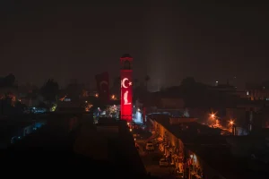 AY TUTULMASI TARİHİ VE SAATİ AĞUSTOS 2026 || Parçalı Ay tutulması ne zaman, saat kaçta, hangi gün gerçekleşecek? Kanlı Ay tutulması nereden izlenecek, Türkiye’den görülecek mi? Geri sayım başladı…