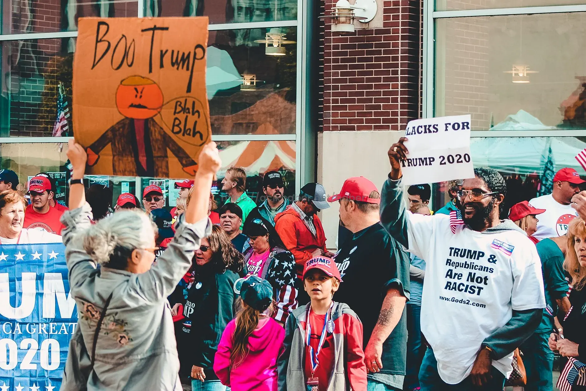 Beyaz Saray’dan olağan dışı kararname! Bilim dünyası şokta… Trump şimdi de çocukluk çağı aşılarını hedef aldı