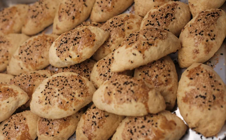 Glutensiz mısır unlu poğaça tarifi (Videolu)