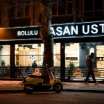 Kimse kapıyı açtıramıyor! Eve usta sokmayan komşu, alt kattakilerin korkulu rüyası oldu