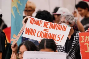 Trump anlaşma peşinde, Netanyahu savaş vurgusu yaptı! “Gerekiyorsa tek başımıza saldırırız” mesajı